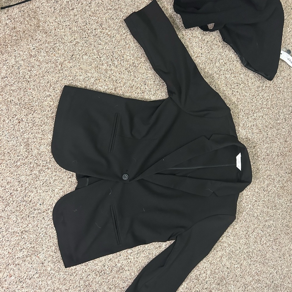 LC Lauren Conrad Classic Black Blazer
